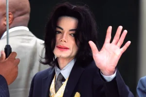 Siblings Accusing Michael Jackson of Abuse Appear in Court as Judge Says They Likely Can't Sue Due to Past Settlemen